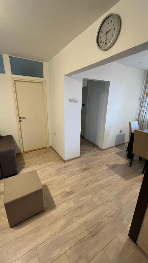 Ferienwohnung Eni Pirot Exterior foto